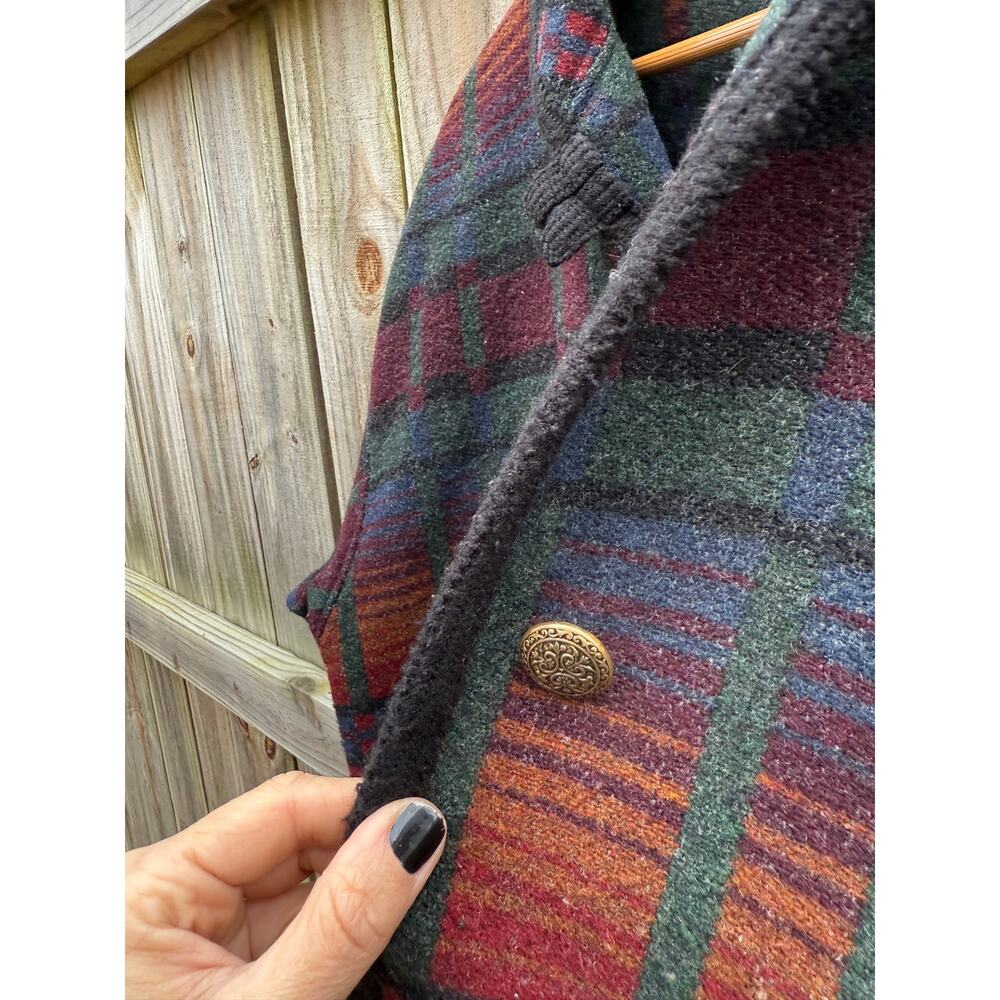 Vintage Oversized Plaid Wool Coat in Forest Green & Oxblood - Picture 9 of 10